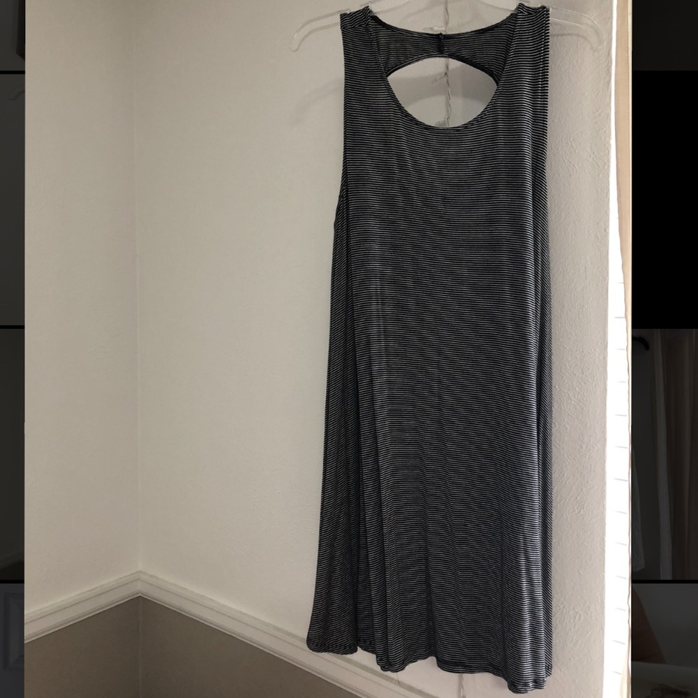 American Eagle black and white striped dress